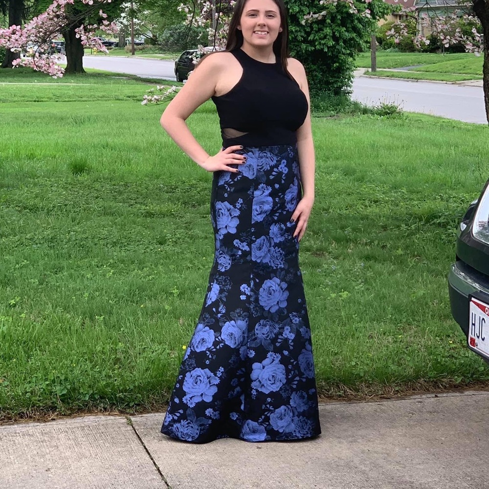 Size 10 David’s Bridal Prom Dress